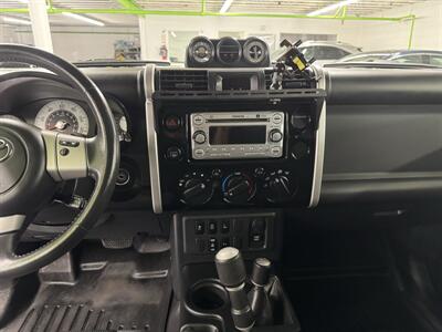 2014 Toyota FJ Cruiser RR DIFF RUST FREE - Photo 17 - Portland, OR 97267