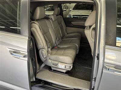 2011 Honda Odyssey EX-L 2 OWNERS (21 SERVICE RECORDS)   - Photo 14 - Portland, OR 97267