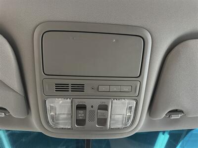 2011 Honda Odyssey EX-L 2 OWNERS (21 SERVICE RECORDS)   - Photo 17 - Portland, OR 97267