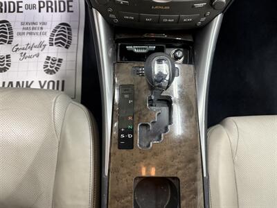 2011 Lexus IS 250 21 SETVICE RECORDS LOW MILES(104K)   - Photo 15 - Portland, OR 97267