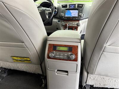 2011 Toyota Highlander Hybrid Limited TWO OWNER 20 SERVICE   - Photo 17 - Portland, OR 97267