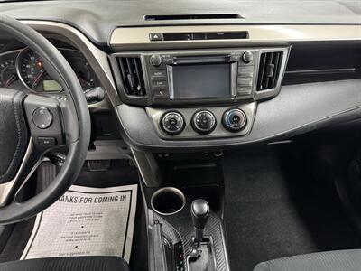2015 Toyota RAV4 LE NO ACCIDENT 18 SERVICE   - Photo 15 - Portland, OR 97267