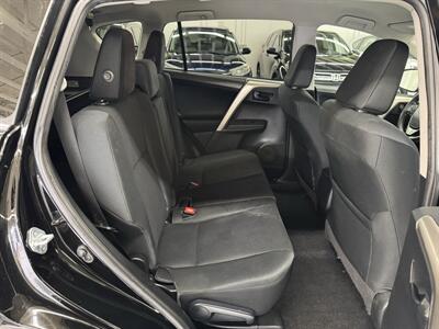 2015 Toyota RAV4 LE NO ACCIDENT 18 SERVICE   - Photo 14 - Portland, OR 97267