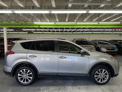 2018 Toyota RAV4 Hybrid Limited (LOW MILES 1K) ONE OF A KIND - Photo 7 - Portland, OR 97267