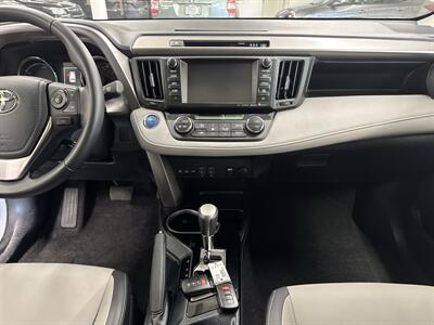 2018 Toyota RAV4 Hybrid Limited (LOW MILES 1K) ONE OF A KIND - Photo 11 - Portland, OR 97267