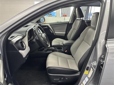2018 Toyota RAV4 Hybrid Limited (LOW MILES 1K) ONE OF A KIND - Photo 13 - Portland, OR 97267
