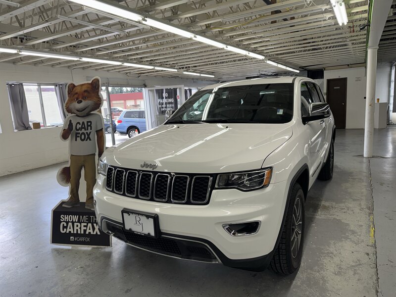 2021 Jeep Grand Cherokee Limited LOW MILES( 77K)  