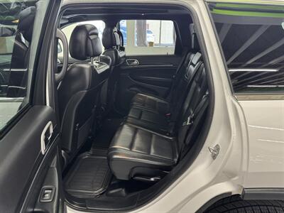 2021 Jeep Grand Cherokee Limited LOW MILES( 86K)   - Photo 12 - Portland, OR 97267