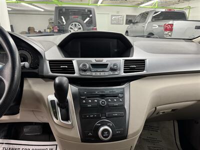 2012 Honda Odyssey EX LOW MILE 64K/ 23 SERVICE RECORD   - Photo 17 - Portland, OR 97267