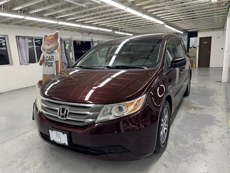 2012 Honda Odyssey EX LOW MILE 64K/ 23 SERVICE RECORD   - Photo 1 - Portland, OR 97267