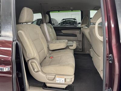 2012 Honda Odyssey EX LOW MILE 64K/ 23 SERVICE RECORD   - Photo 15 - Portland, OR 97267