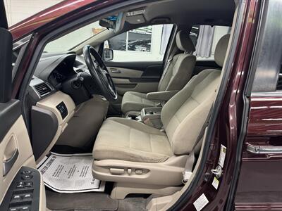 2012 Honda Odyssey EX LOW MILE 64K/ 23 SERVICE RECORD   - Photo 12 - Portland, OR 97267