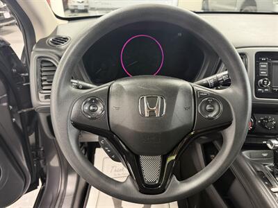 2022 Honda HR-V LX   - Photo 11 - Portland, OR 97267