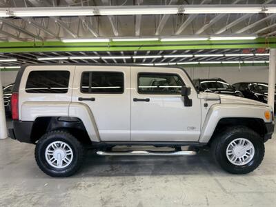 2008 Hummer H3 Low miles 109k 15 services   - Photo 5 - Portland, OR 97267
