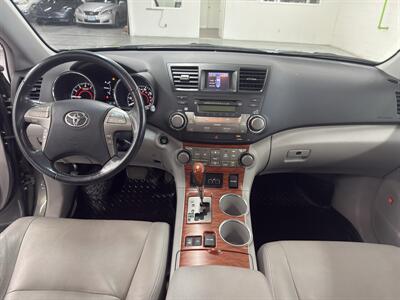 2009 Toyota Highlander Limited 2 OWNER 41 SERVICE   - Photo 11 - Portland, OR 97267