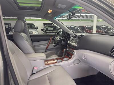 2009 Toyota Highlander Limited 2 OWNER 41 SERVICE   - Photo 10 - Portland, OR 97267