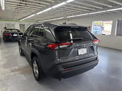 2025 Toyota RAV4 XLE ONE OWNER (LOW MILES 26K) - Photo 4 - Portland, OR 97267