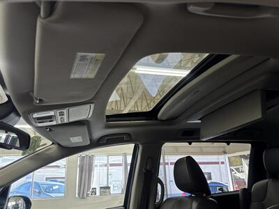 2014 Honda Odyssey TOURING ELITE LOW MILES(78K)   - Photo 18 - Portland, OR 97267