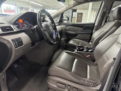 2014 Honda Odyssey TOURING ELITE LOW MILES(78K)   - Photo 12 - Portland, OR 97267