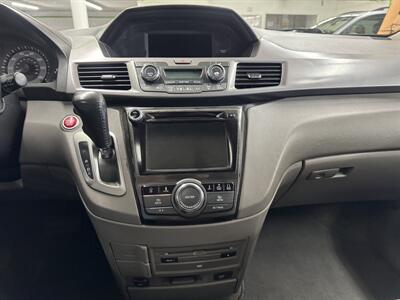 2014 Honda Odyssey TOURING ELITE LOW MILES(78K)   - Photo 16 - Portland, OR 97267
