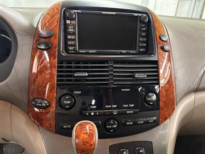 2006 Toyota Sienna Limited AWD Two owners/ Low miles   - Photo 20 - Portland, OR 97267