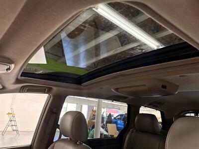2006 Toyota Sienna Limited AWD Two owners/ Low miles   - Photo 15 - Portland, OR 97267