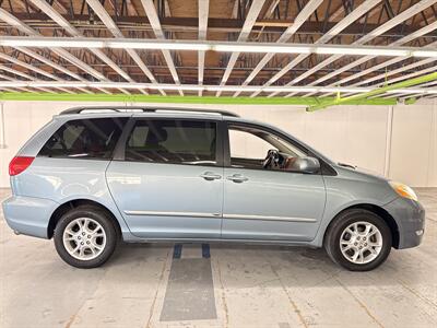 2006 Toyota Sienna Limited AWD Two owners/ Low miles   - Photo 5 - Portland, OR 97267