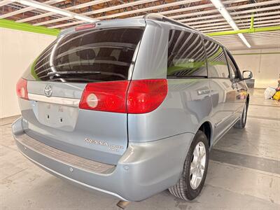 2006 Toyota Sienna Limited AWD Two owners/ Low miles   - Photo 3 - Portland, OR 97267
