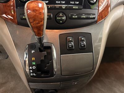 2006 Toyota Sienna Limited AWD Two owners/ Low miles   - Photo 21 - Portland, OR 97267