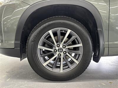 2017 Toyota Highlander XLE ONE OWNER (7 PASSENGER)   - Photo 22 - Portland, OR 97267
