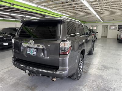 2016 Toyota 4Runner Limited ONE OWNER 3RD ROW SEAT - Photo 4 - Portland, OR 97267