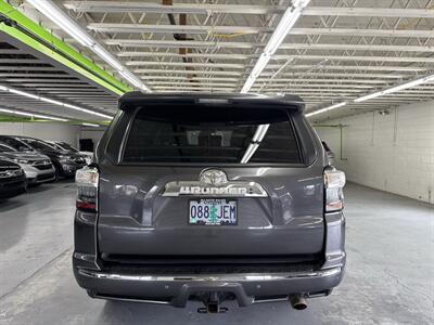 2016 Toyota 4Runner Limited ONE OWNER 3RD ROW SEAT - Photo 5 - Portland, OR 97267