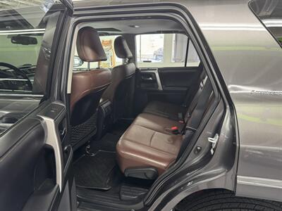2016 Toyota 4Runner Limited ONE OWNER 3RD ROW SEAT - Photo 12 - Portland, OR 97267