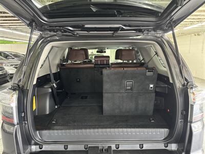 2016 Toyota 4Runner Limited ONE OWNER 3RD ROW SEAT - Photo 9 - Portland, OR 97267