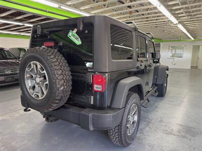 2014 Jeep Wrangler Unlimited Rubicon/ LOW MILES/ 2 OWNERS   - Photo 3 - Portland, OR 97267