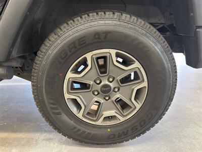 2014 Jeep Wrangler Unlimited Rubicon/ LOW MILES/ 2 OWNERS   - Photo 17 - Portland, OR 97267