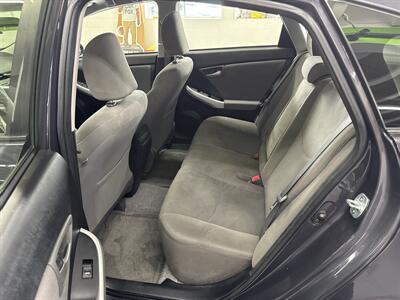 2015 Toyota Prius Two (2 OWNERS) 27 SERVICE RECORDS   - Photo 14 - Portland, OR 97267