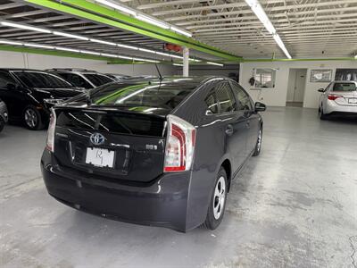 2015 Toyota Prius Two (2 OWNERS) 27 SERVICE RECORDS   - Photo 6 - Portland, OR 97267