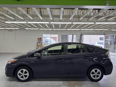 2015 Toyota Prius Two (2 OWNERS) 27 SERVICE RECORDS   - Photo 9 - Portland, OR 97267
