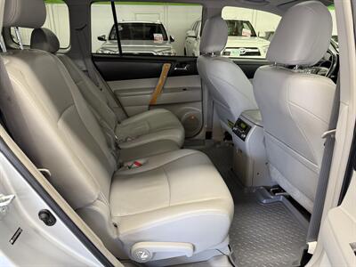 2008 Toyota Highlander Hybrid Limited ONE OWNER LOW MILE 80K   - Photo 15 - Portland, OR 97267