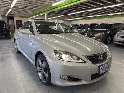 2011 Lexus IS LOW MILES/ 2 OWNERS/ 26 SERVICE RECORDS/ MINT COND   - Photo 4 - Portland, OR 97267