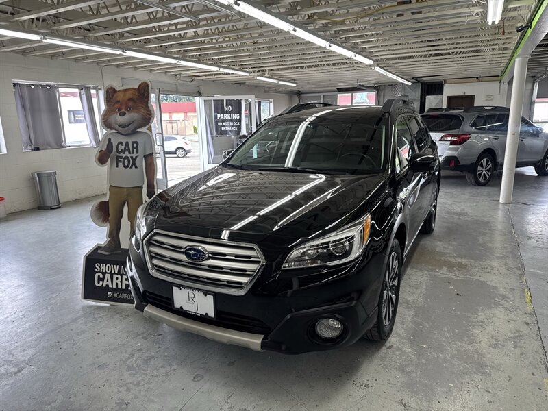 2015 Subaru Outback 2.5i Limited ONE OWNER (111K MILES)   - Photo 1 - Portland, OR 97267