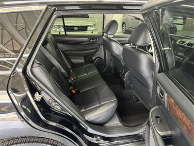 2015 Subaru Outback 2.5i Limited ONE OWNER (111K MILES) - Photo 14 - Portland, OR 97267
