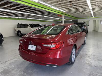 2018 Honda Accord LX ONE OWNER (21 SERVICE RECORDS)   - Photo 5 - Portland, OR 97267