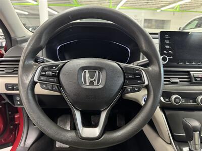 2018 Honda Accord LX ONE OWNER (21 SERVICE RECORDS)   - Photo 10 - Portland, OR 97267