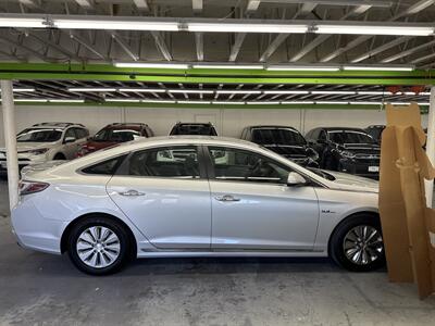 2016 Hyundai SONATA Hybrid SE ONE OWNER (LOW MILES 53K)   - Photo 8 - Portland, OR 97267