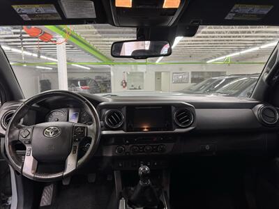 2019 Toyota Tacoma TRD Sport MANUAL LOW MILES(64k) - Photo 12 - Portland, OR 97267