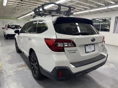 2018 Subaru Outback 3.6R Touring V6 GREAT SHAPE   - Photo 4 - Portland, OR 97267