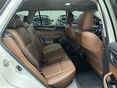 2018 Subaru Outback 3.6R Touring V6 GREAT SHAPE   - Photo 13 - Portland, OR 97267