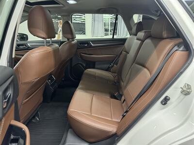 2018 Subaru Outback 3.6R Touring V6 GREAT SHAPE   - Photo 14 - Portland, OR 97267